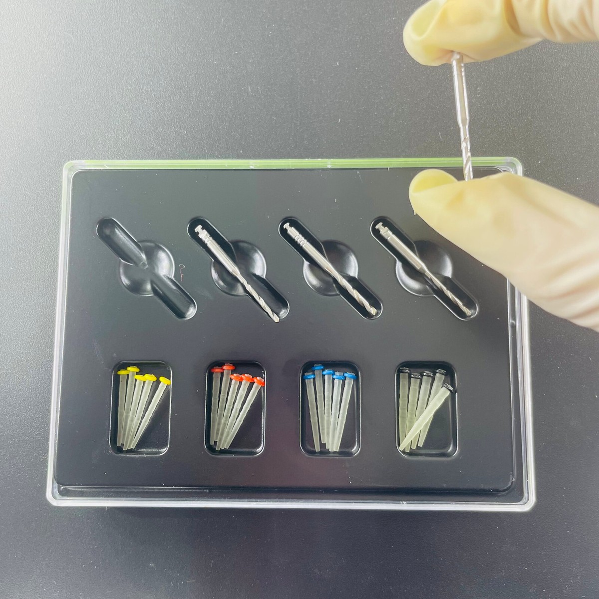 Root Canal Fiber Posts / Pins
